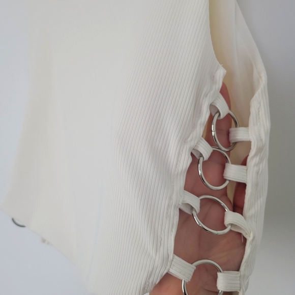 Crop Top With Side Details - Picture 2 of 2